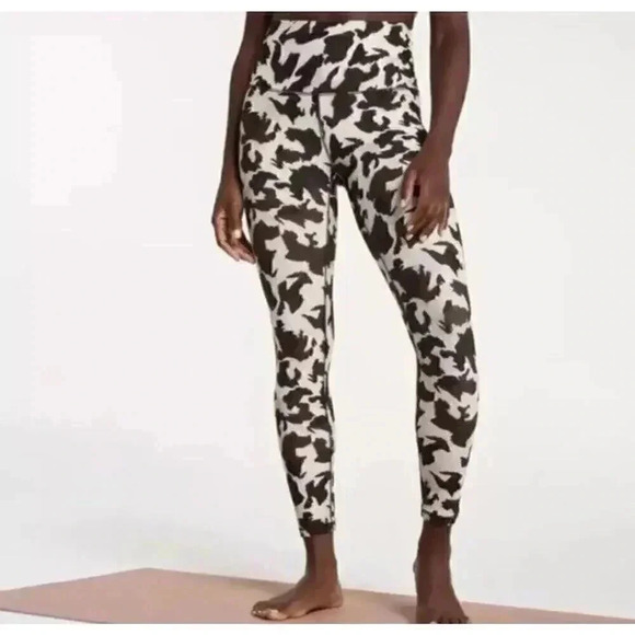 Calia by‎ Carrie Underwood Women's Essential Pony Print 7/8 Leggings Size Large - Picture 4 of 10